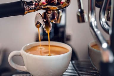 Betaalbare Volautomatische Koffiemachines voor Senioren in 2024